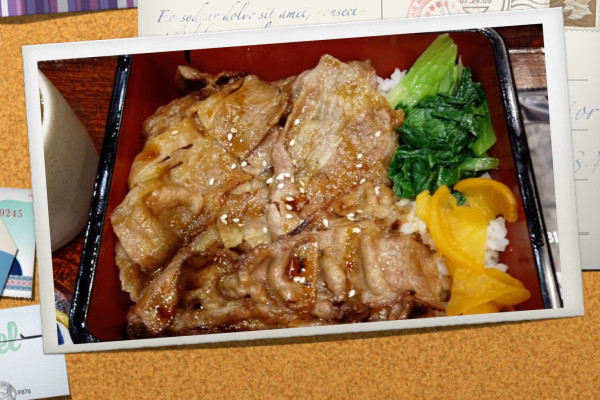 Makan yakiniku dalam jyubako, kotak bento khas Jepang